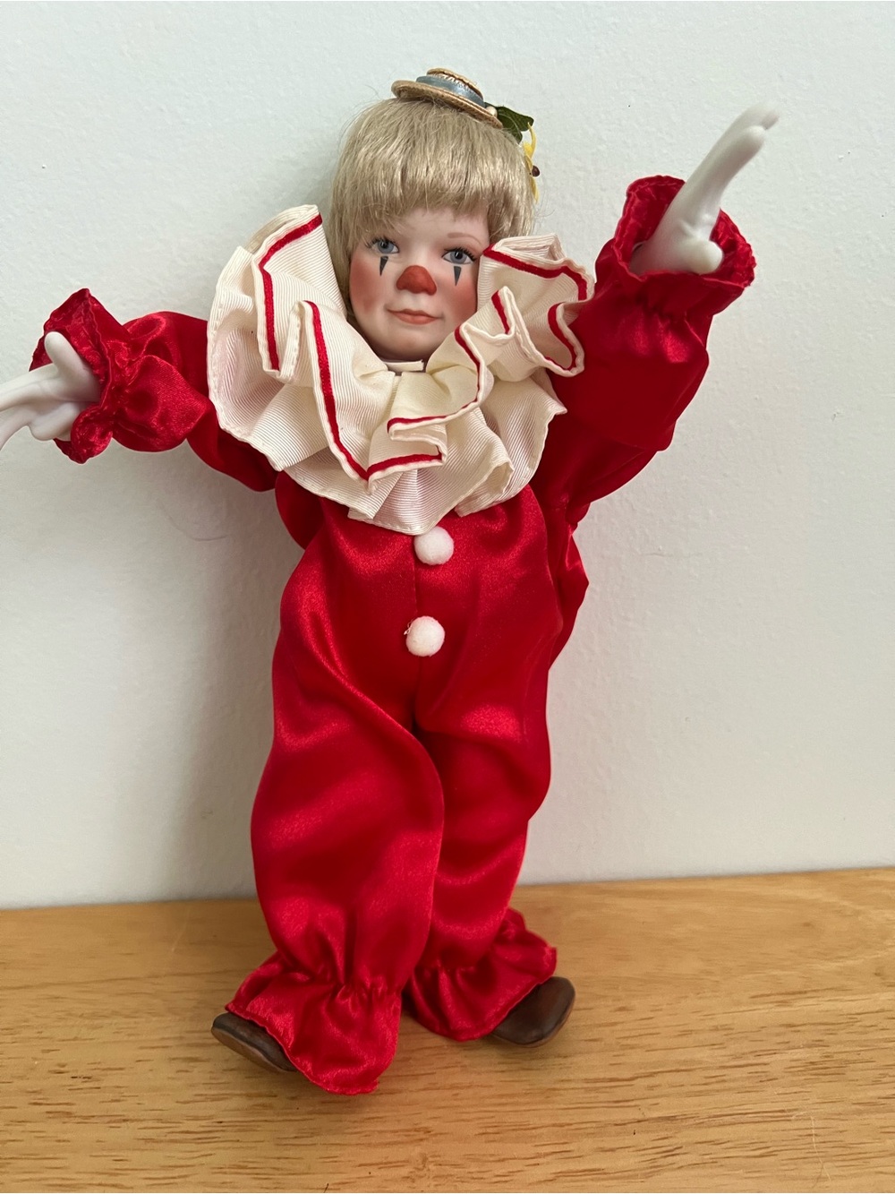 EDWIN KNOWLES "TOMMY THE CLOWN" SIGNED DOLL.  MCCLELLAND CHILDRENS CIRCUS. 12”